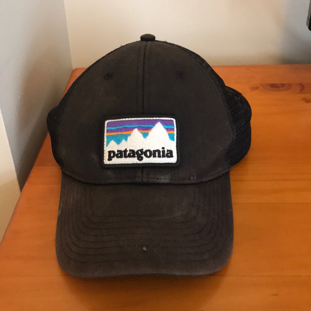 Black Patagonia hat